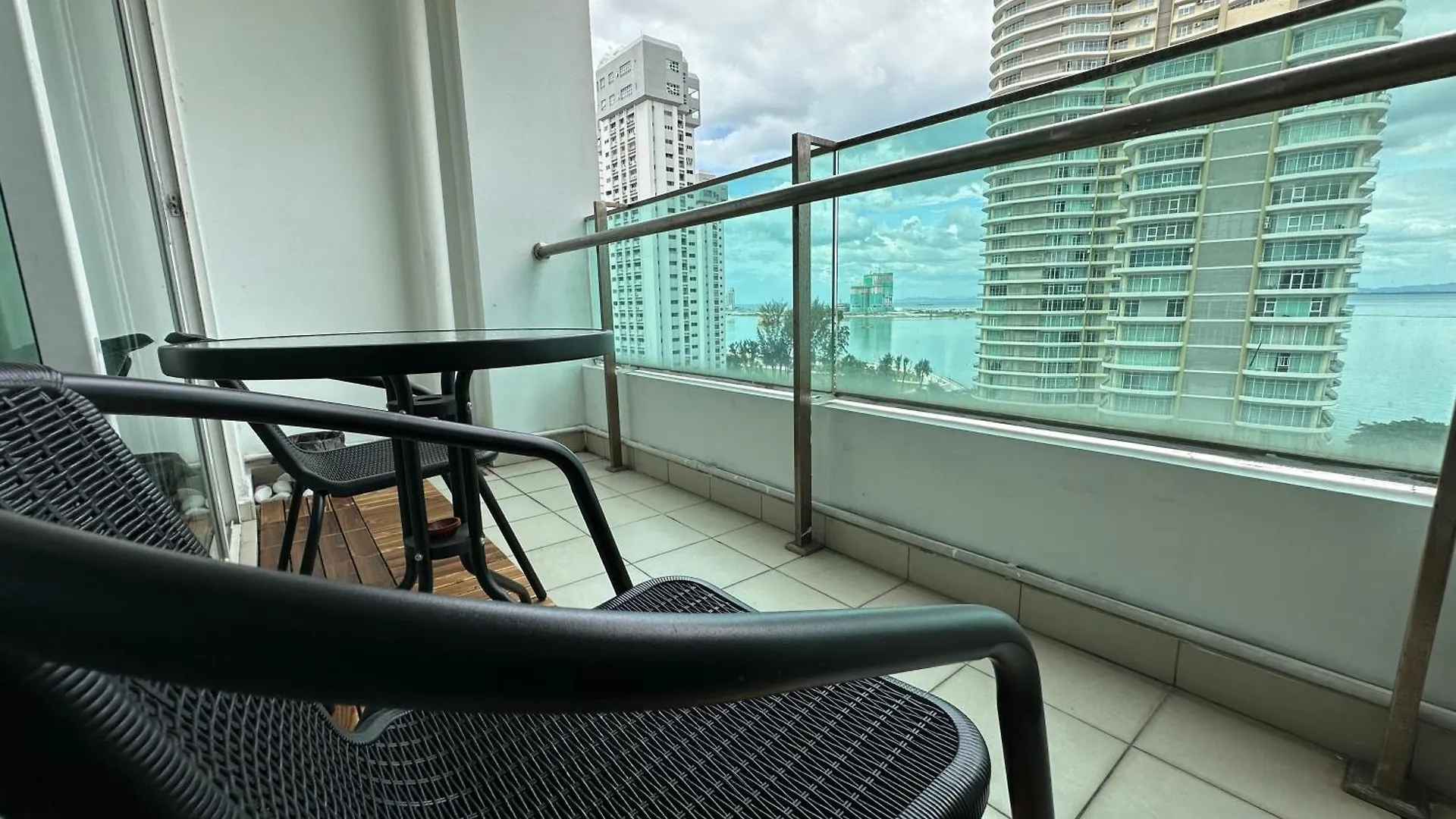 דירה 10Pax 3-Bedroom L Seaview L Georgetown L Gleneagles L Mansion One