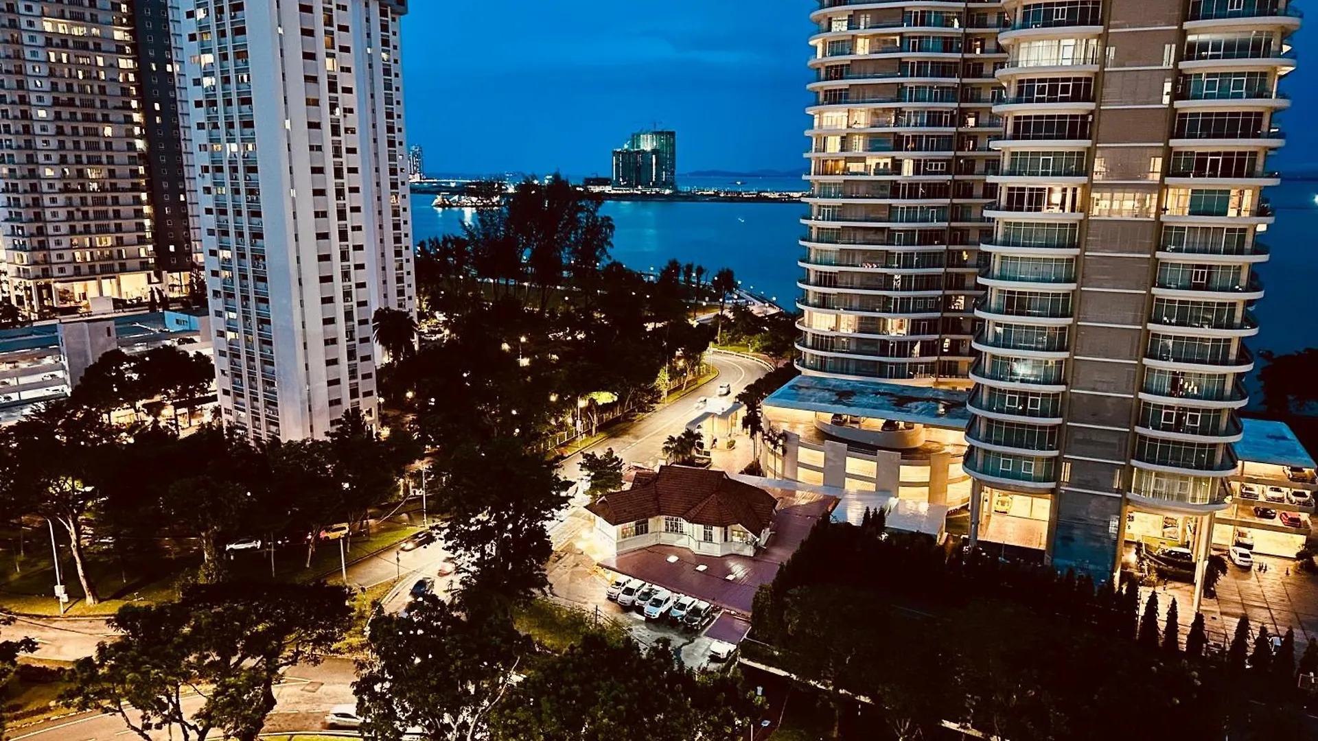 10Pax 3-Bedroom L Seaview L Georgetown L Gleneagles L Mansion One מלזיה